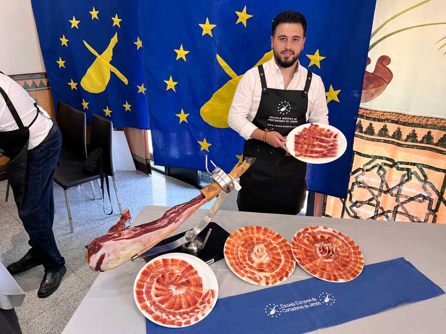 Curso Cortador de Jamón en Granada: Junio de 2024