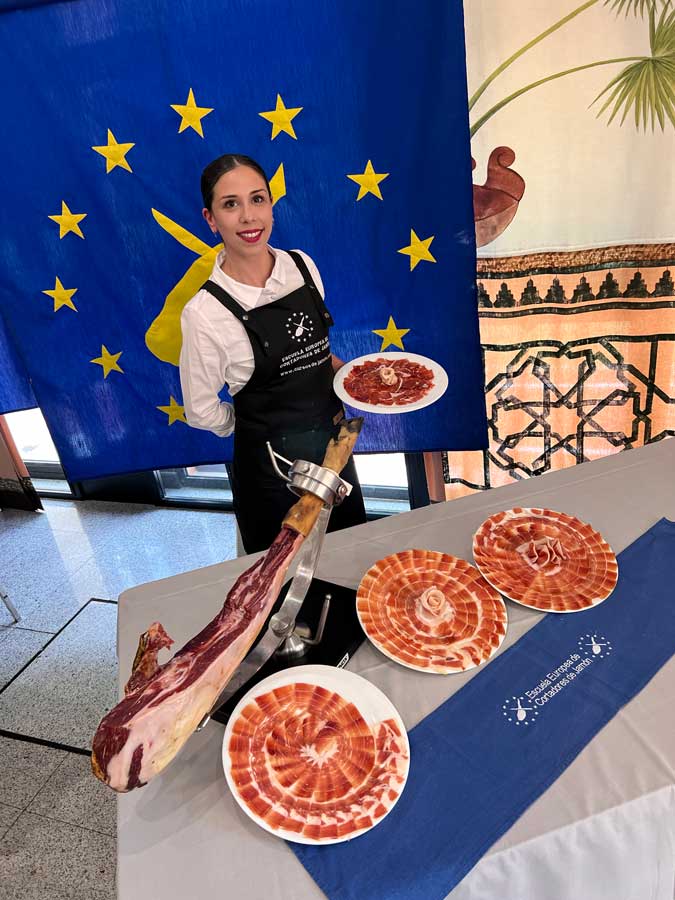 Curso Cortador de Jamón en Granada: Junio de 2024