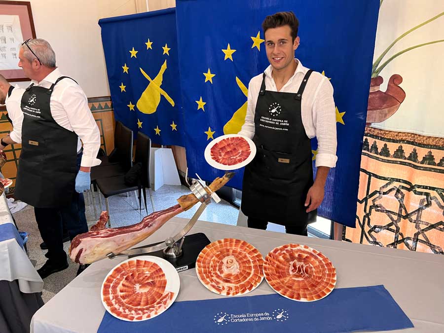 Curso Cortador de Jamón en Granada: Junio de 2024