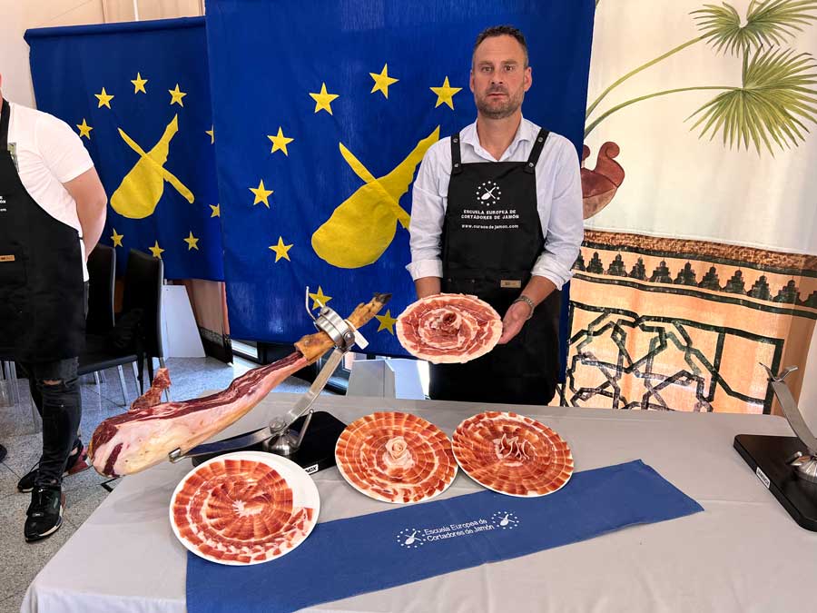 Curso Cortador de Jamón en Granada: Junio de 2024