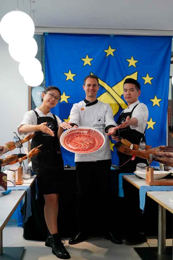 Escuela Europea de Cortadores de Jamón