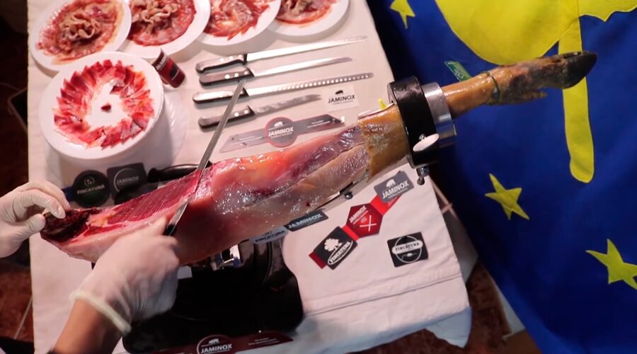 Ofertas de Empleo: Se Necesitan 24 Cortadores de Jamón en Madrid