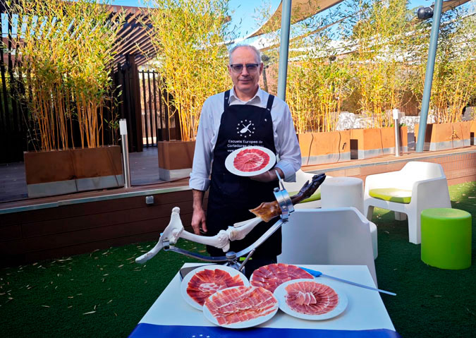 Juan José dels Hoz Martín, Cortador de Jamón en Madrid