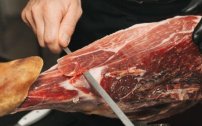 Cómo Cortar una Paleta: Tutorial Paso a Paso por la Escuela Europea de Cortadores de Jamón