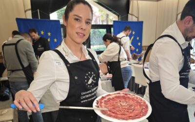María José Martín Quirosa, Cortadora de Jamón en Granada