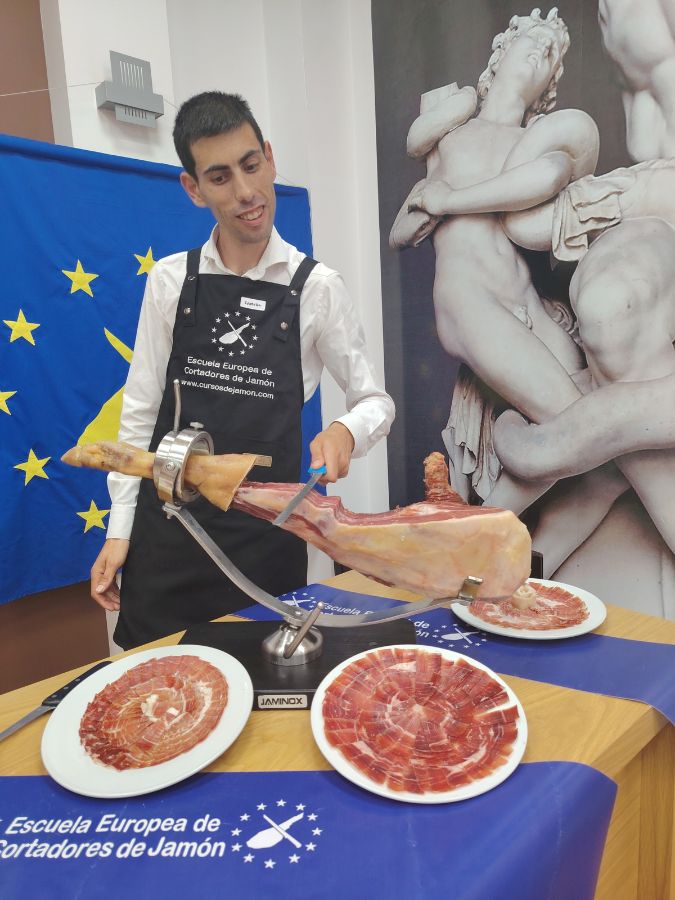 Cortador Samuel gonzalez Sampedro (7) Cortador de Jamón en Málaga, Samuel gonzalez Sampedro