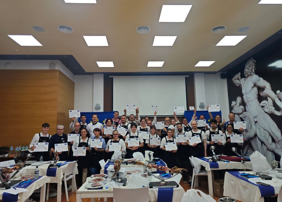 Curso Cortador de Jamón en Málaga Mayo 2025 (1) Curso Cortador de Jamón en Málaga
