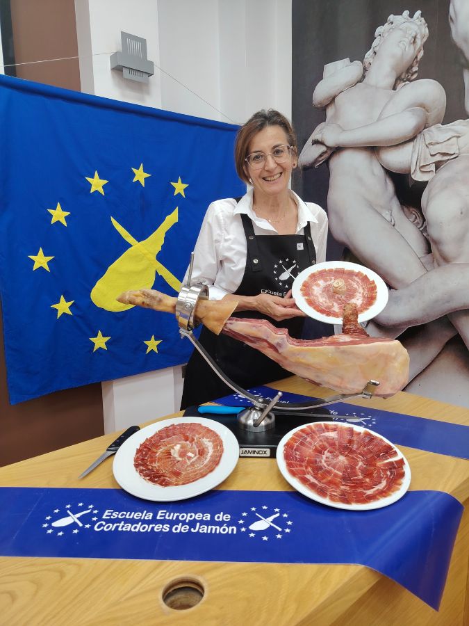 Curso Cortador de Jamón en Málaga Mayo 2025 (15) Curso Cortador de Jamón en Málaga