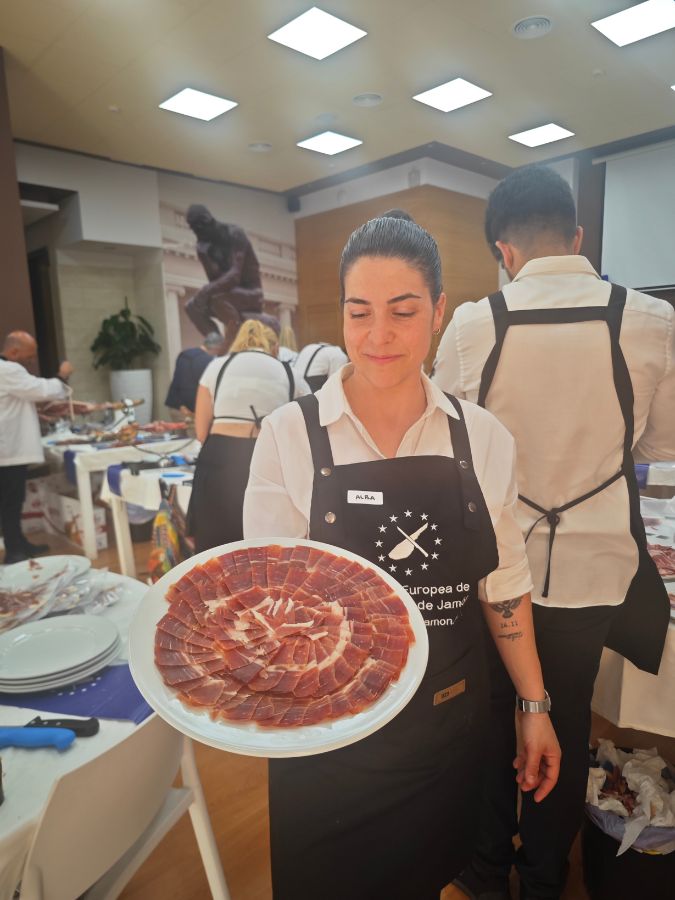 Curso Cortador de Jamón en Málaga Mayo 2025 (5) Curso Cortador de Jamón en Málaga