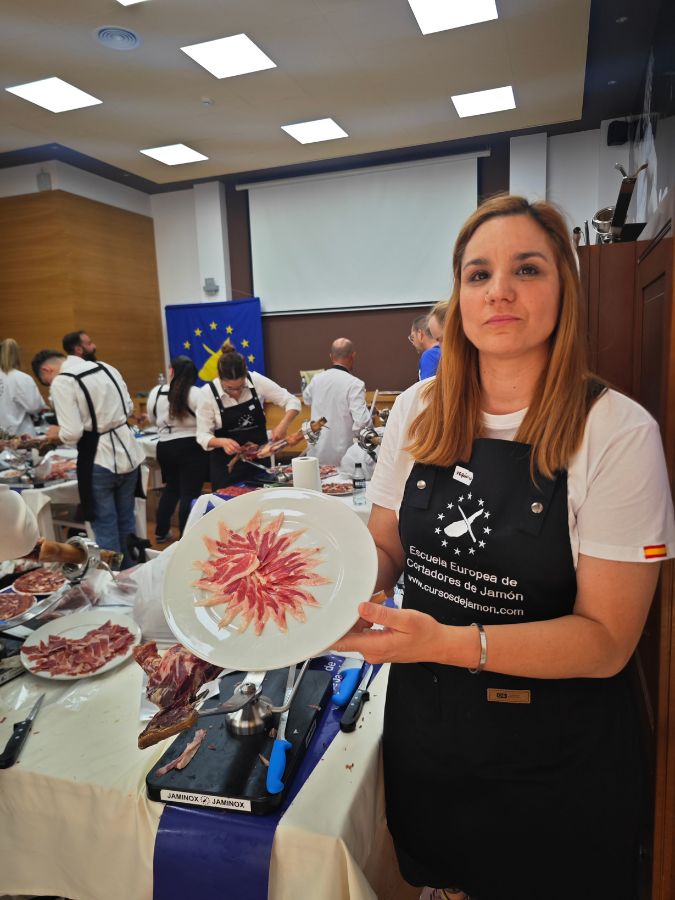 Curso Cortador de Jamón en Málaga Mayo 2025 (6) Curso Cortador de Jamón en Málaga