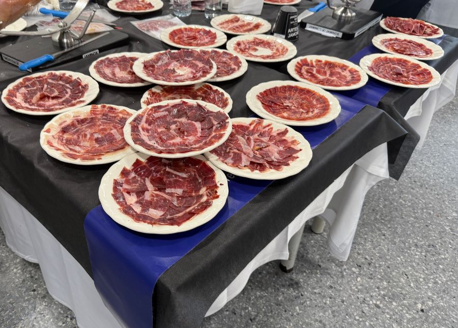 Curso Cortador de Jamón en Sevilla Mayo 2025 (16) cortador de Jamón en Sevilla