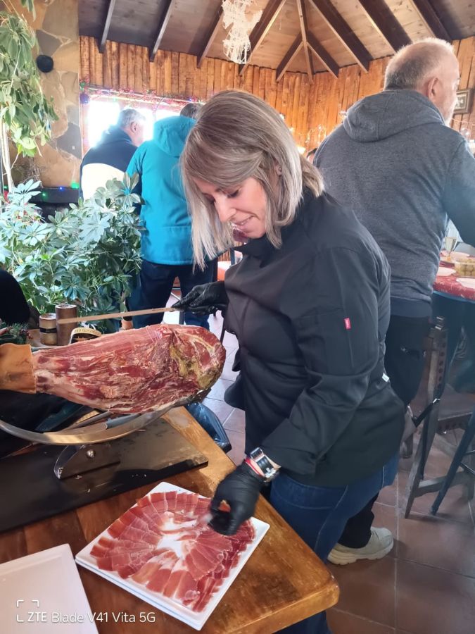 Cortadora de Jamón en Madrid - María Zarza Valero (3) Cortadora de Jamón en Soria
