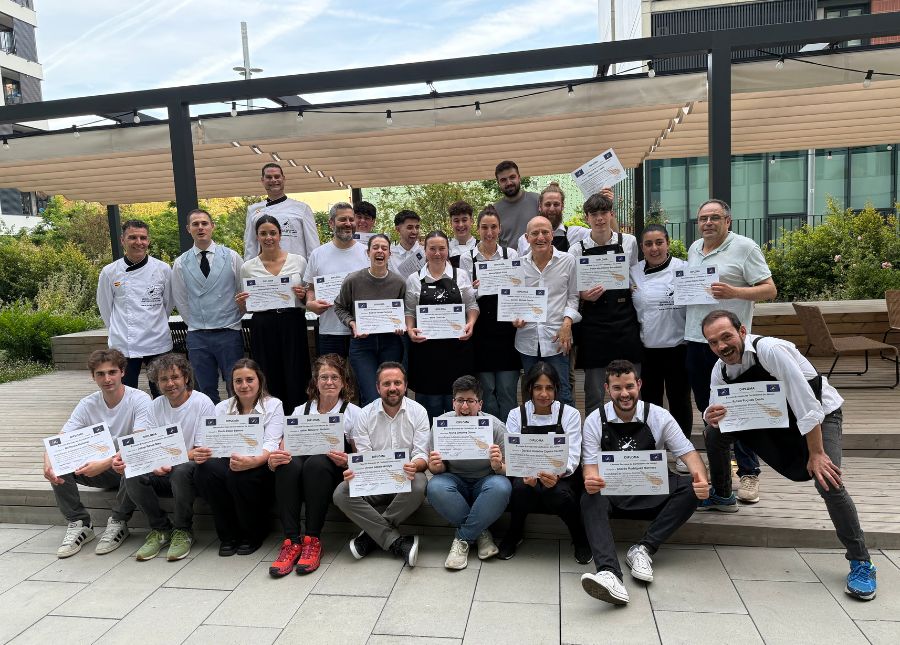 Curso Privado Cortador de Jamón Granada 2024 (4 Personas) 2 Curso Cortador de Jamón en Barcelona: una jornada de aprendizaje y sabor único
