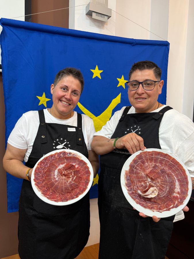 Curso Cortador de Jamón Málaga - Julio 2025 (7) Curso cortador de Jamón en Málaga