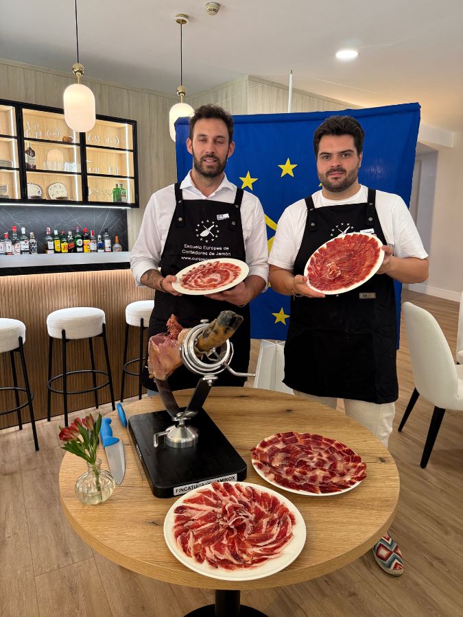 Curso Cortador de Jamón en Cordoba - Junio25 (10) Curso cortador de Jamón en Alicante