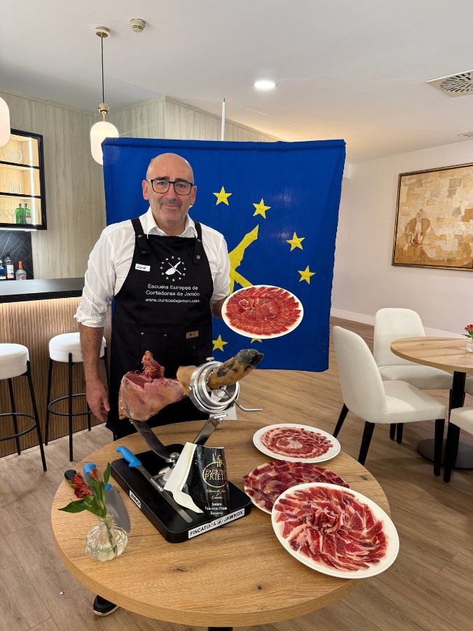 Curso Cortador de Jamón en Cordoba - Junio25 (8) Curso cortador de Jamón en Córdoba