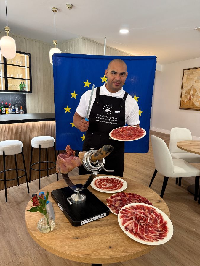 Curso Cortador de Jamón en Cordoba - Junio25 (9) Curso cortador de Jamón en Córdoba