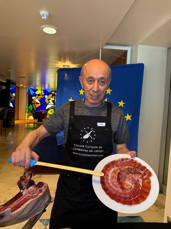Curso Cortador de Jamón en Madrid - Julio 2025 (10) Curso Cortador de Jamón en Madrid - Julio 2025