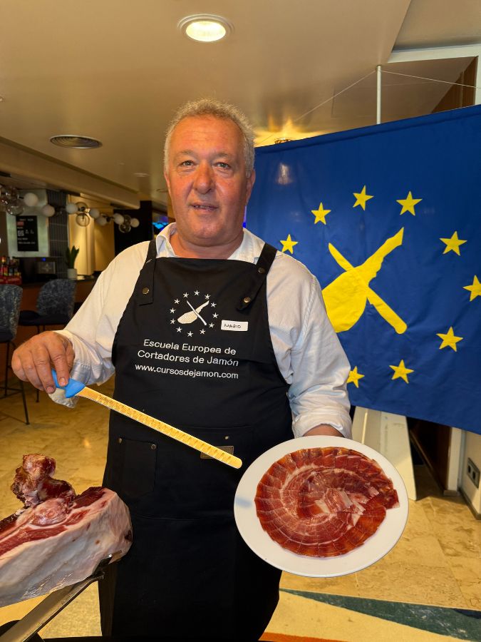 Curso Cortador de Jamón en Madrid - Julio 2025 (9) Curso Cortador de Jamón en Madrid - Julio 2025