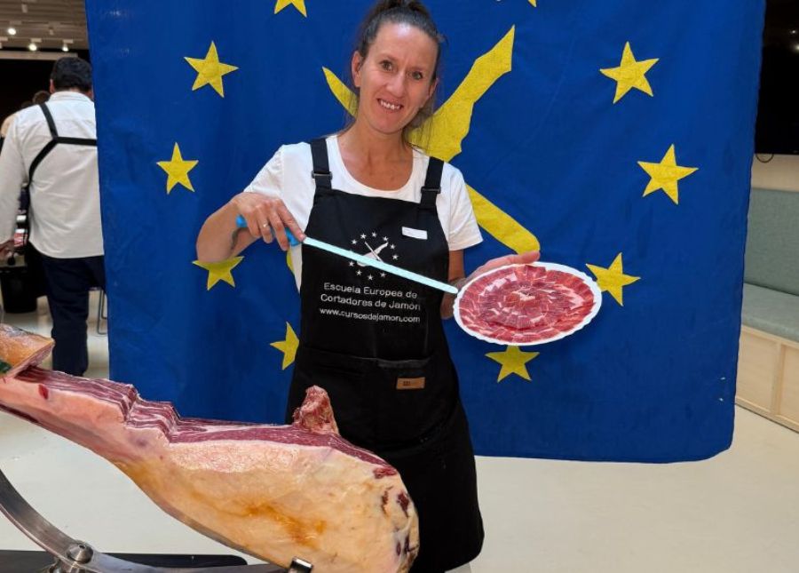 Eva María Arquero, Cortadora de Jamón en Barcelona y El Prat de Llobregat