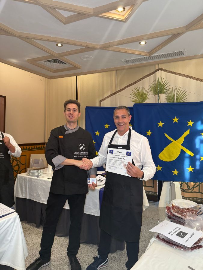 Curso Cortador de Jamón en Granada