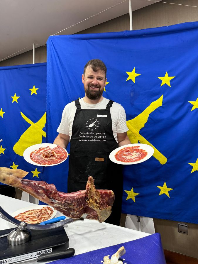 Curso Cortador de Jamón en Oviedo